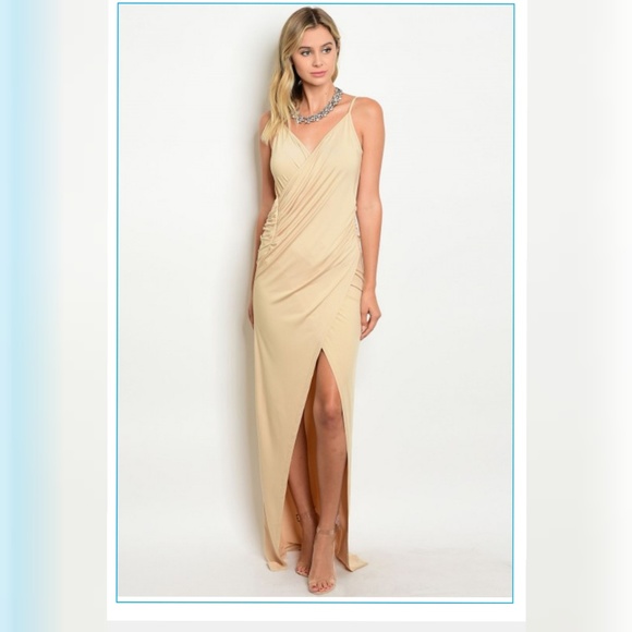 💋NUDE ELEGANT DRESS 💋 - Picture 2 of 5